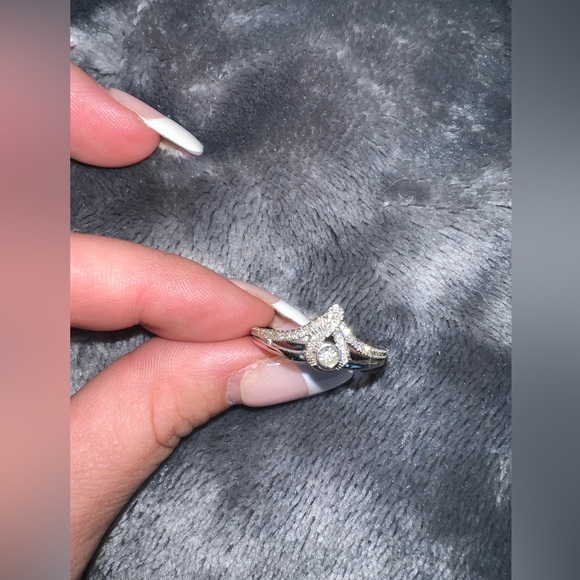 Kay jewelers ring - Picture 2 of 2